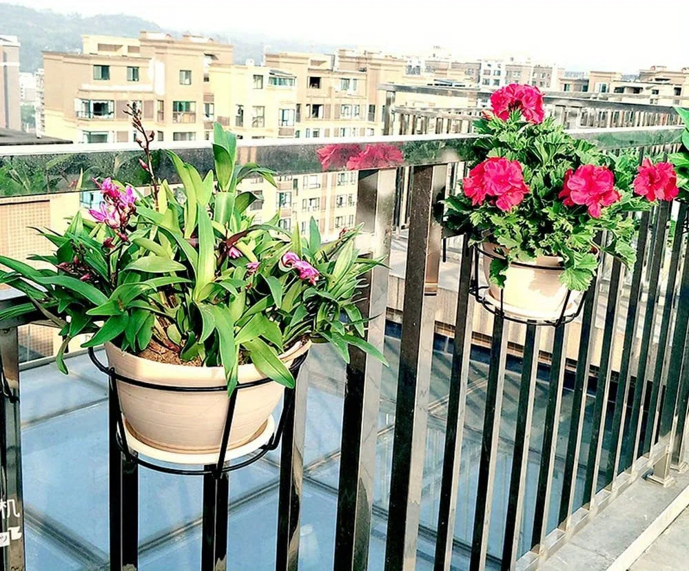 Round Metal Hanging Planters